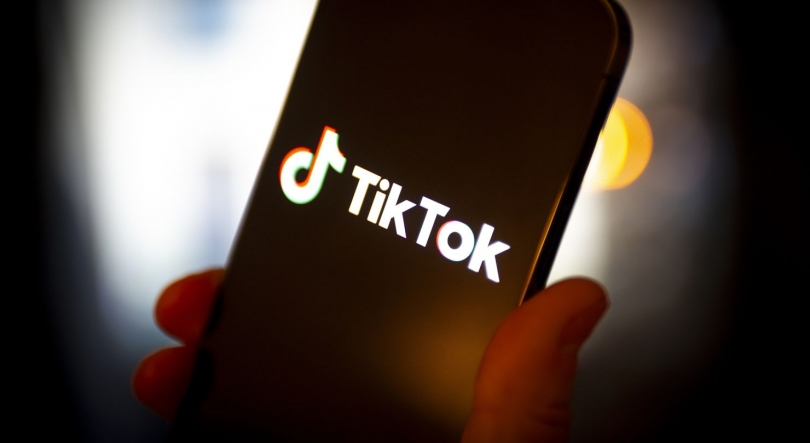 Imagem de TikTok: deputados franceses querem “recolher obrigatório digital” para jovens