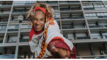 Imagem de Irina Barros, “Tu E A Lua”