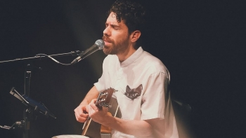 Imagem de Luca Argel, “O Vencedor”