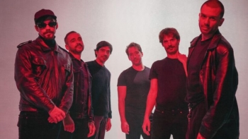 Imagem de Quadra, “Tanto Faz”