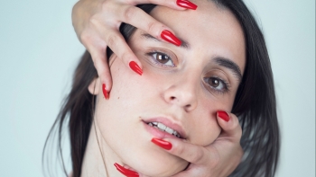 Imagem de Mónica, “Não És Só Tu”