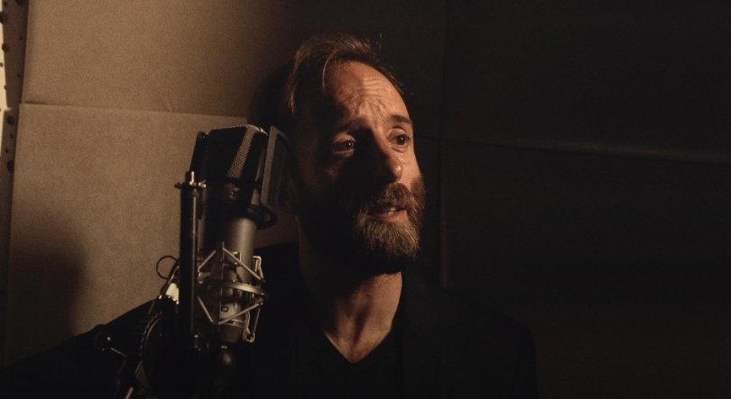 Imagem de Ricardo Anastácio, “Café da Manhã (Deixa-me Ser)”