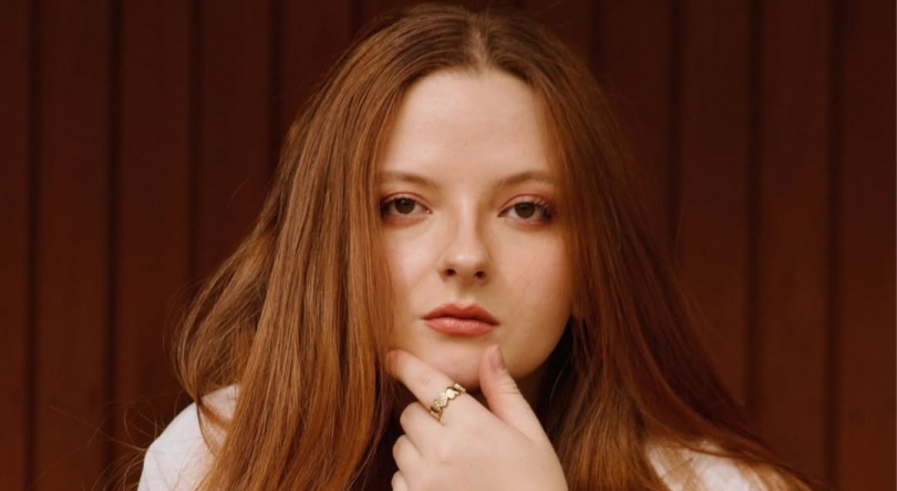 Imagem de Ana Vinha, “Bem Melhor Sozinha”