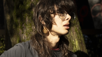 Imagem de Davi Santiago, “Olha O Brilho”