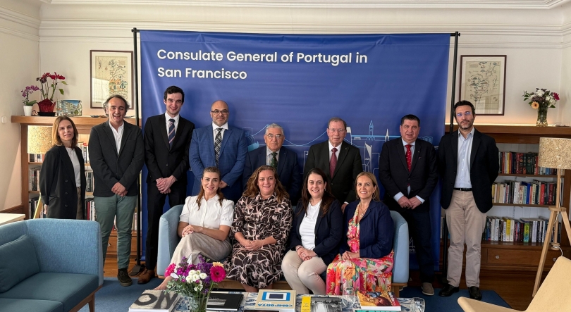 Imagem de Mais de 2 mil alunos vão ficar sem aulas de português em Toronto