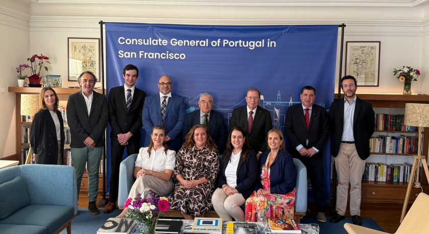 Imagem de Mais de 2 mil alunos vão ficar sem aulas de português em Toronto